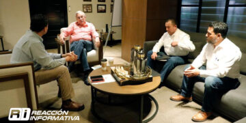 En reunión con el gobernador Rubén Rocha Moya, CFE informa sobre los trabajos de mantenimiento de la red para evitar apagones