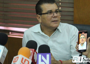 Síndica procuradora de Mazatlán se niega a adquisición de luminarias