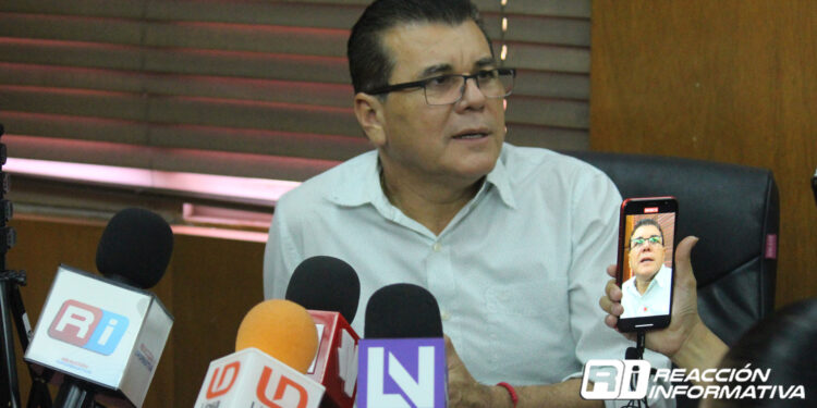 Síndica procuradora de Mazatlán se niega a adquisición de luminarias