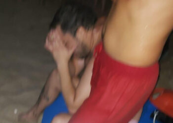 Elementos de la Policía Acuática ponen a salvo a bañista que en estado etílico se introdujo al mar