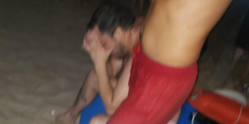 Elementos de la Policía Acuática ponen a salvo a bañista que en estado etílico se introdujo al mar