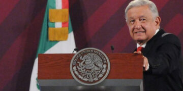 López Obrador celebra fortaleza del peso frente al dólar; ‘estoy muy contento’