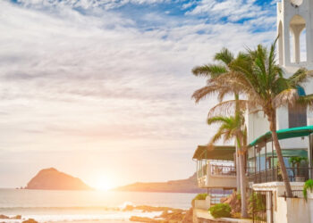 Sensación térmica de 41 °C y calor sofocante se prevé en Mazatlán el día de hoy