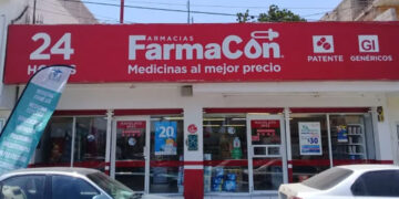 Logra FGE 5 años de prisión contra sujeto por robo a farmacias Farmacón