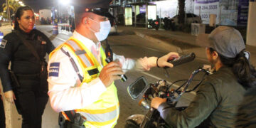 Dispositivo Alcoholímetro sanciona a 58 conductores que dieron positivo en examen espirométrico