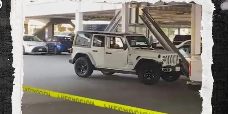 Asesinan a balazos a empresario hotelero frente a su familia en plaza de Tijuana