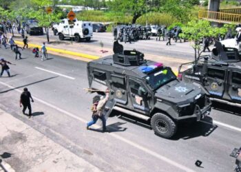 Funcionario de Segob entre los retenidos por manifestantes afines a “Los Ardillos” en Chilpancingo: SSPC