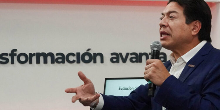 Mario Delgado acusa que aspirantes de oposición no han renunciado a sus cargos