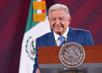 AMLO confirma gira por Colombia y Chile en septiembre