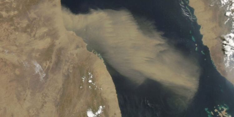 Alertan por la llegada de una nueva nube de polvo del Sahara