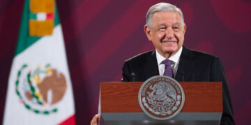 “No me puedo quedar callado”: advierte AMLO a opositores y los califica de “pandilla de rufianes”