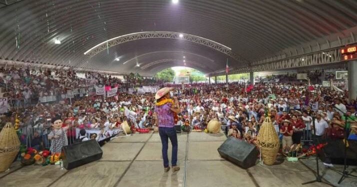 ‘Corcholatas’ de Morena salvan freno a sus campañas en el INE