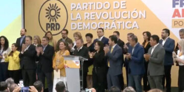 PRD hace oficial su respaldo a la candidatura presidencial de Xóchitl Gálvez