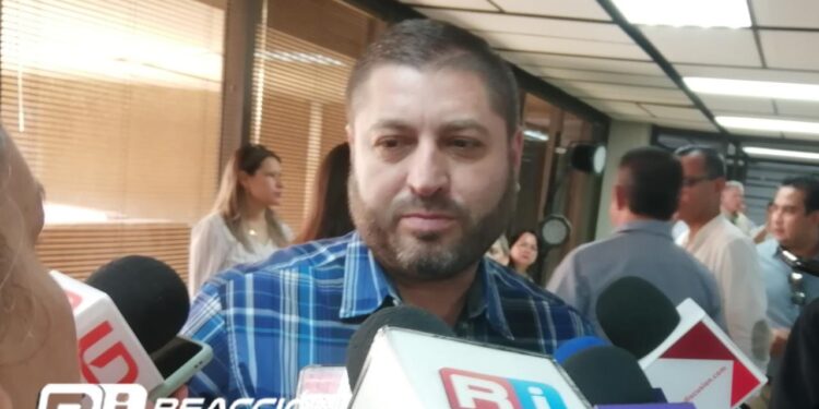 En espera que CFE autorice instalación de red eléctrica en comunidades de Badiraguato: José Paz López