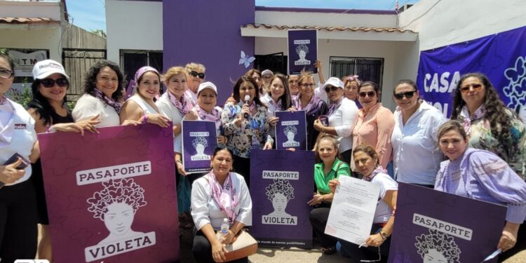 Marcelo Ebrard promete 3 mil pesos mensuales para todas las mujeres que mantienen sus hogares