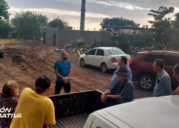 Vecinos de Praderas del Humaya se quejan de instalación de antena de telefonía celular