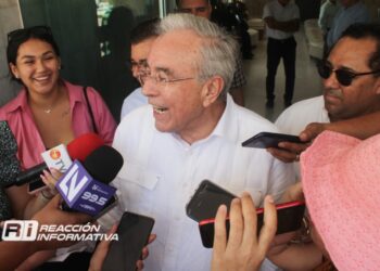Rocha Moya confirma que en Sinaloa SÍ se repartirán los nuevos libros de la SEP