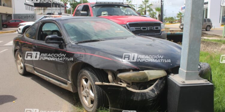 Carambola en avenida La Marina deja un lesionado