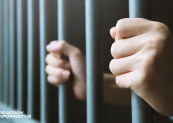 Vinculado a proceso y en prisión queda sujeto por homicidio culposo de taxista