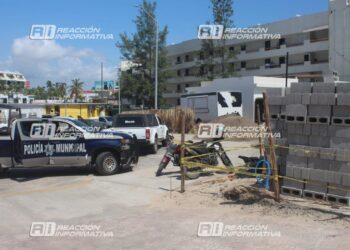 Presunta fosa clandestina es encontrada en el área de playa junto a “El Muchacho Alegre” en Mazatlán
