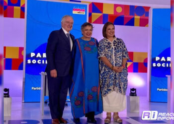 Frente Amplio presumió casi 3 millones de registros a unas horas de cerrar la plataforma