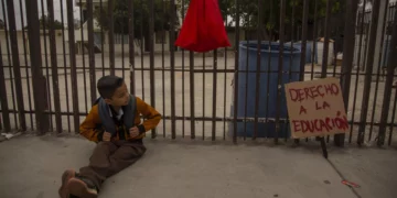 Nuevo plan de estudios de la SEP 2023 elimina grados y añade 4 nuevas materias