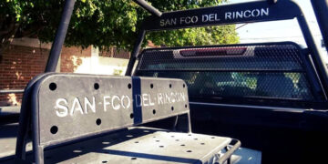 Atacan a balazos a niños en una cancha de fútbol en Guanajuato