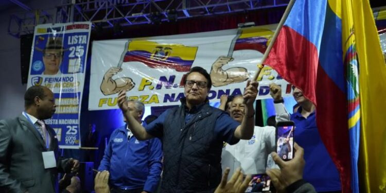 AMLO cuestiona la versión de que el Cártel de Sinaloa mató a candidato de Ecuador