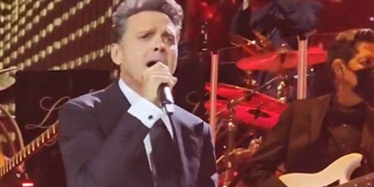 Luis Miguel tiene bronquitis y se somete a tratamiento de corticoides