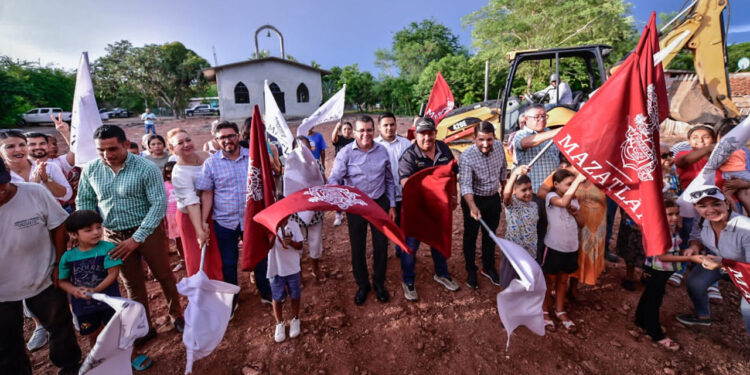 ¡Caleritas tendrá Plazuela! El Gobierno de Mazatlán arranca obra que beneficiará a los habitantes de esa comunidad