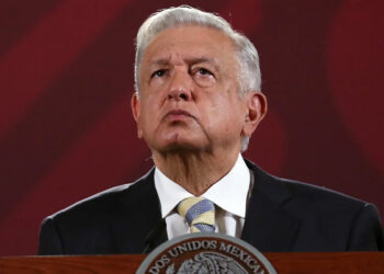 AMLO denunciará a juez que le ordenó abstenerse de hacer comentarios contra Xóchitl Gálvez
