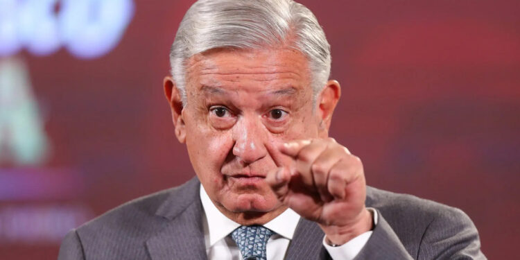 “No tengo por qué ofrecer disculpas”: AMLO aclara que no escuchó pregunta sobre jóvenes desaparecidos en Jalisco