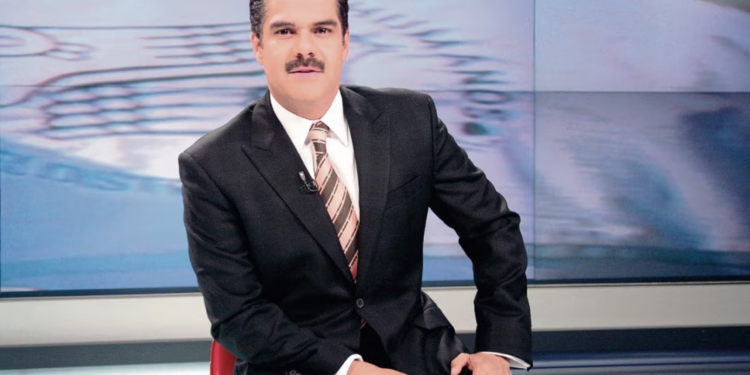 Javier Alatorre califica a libros de texto SEP como “virus comunista”