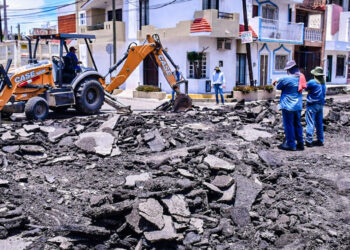 Dará Obras Públicas solución definitiva a baches de Benito Juárez y 16 de septiembre