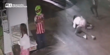 VIDEO | Balean a militante de Morena en Campeche; su estado es grave