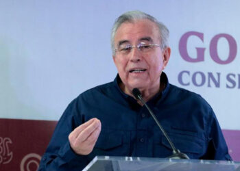 Enfrentamos los problemas, no dejamos que la gente sufra: Rocha ante el regreso de pobladores a Sinaloa Municipio