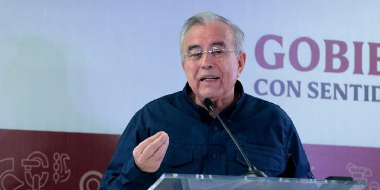 Enfrentamos los problemas, no dejamos que la gente sufra: Rocha ante el regreso de pobladores a Sinaloa Municipio