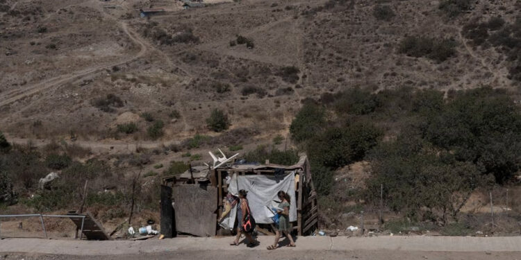 Casi nueve millones de mexicanos salen de la pobreza en dos años