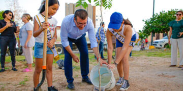 Pradera II tiene nueva área verde con más de cien árboles