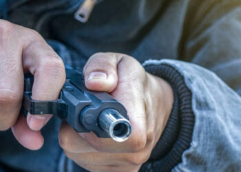 Hombre es herido con arma de fuego a bordo de un camión urbano en Mazatlán