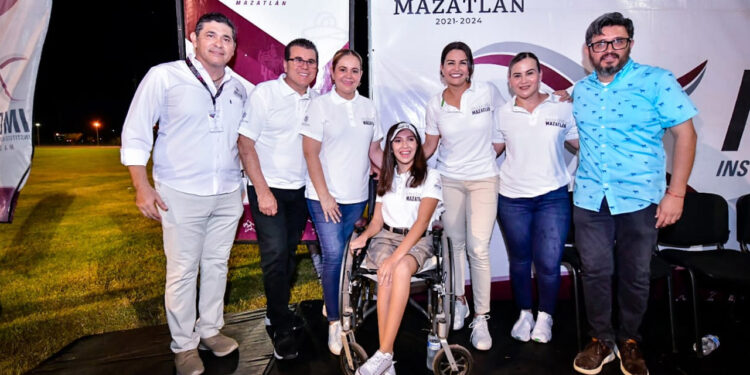 Entrega Alcalde Edgar González obra con sentido social, en la colonia Flores Magón