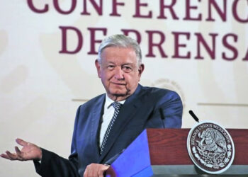 Gobernadores de Morena se pronuncian en contra de las restricciones del INE hacia AMLO