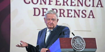 Gobernadores de Morena se pronuncian en contra de las restricciones del INE hacia AMLO