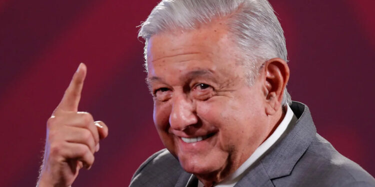 Aprueba INE medidas contra López Obrador por violencia política de género en contra de Xóchitl Gálvez