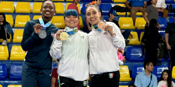 Alexa Moreno gana el oro en la Copa Mundial de gimnasia artística en París, Francia