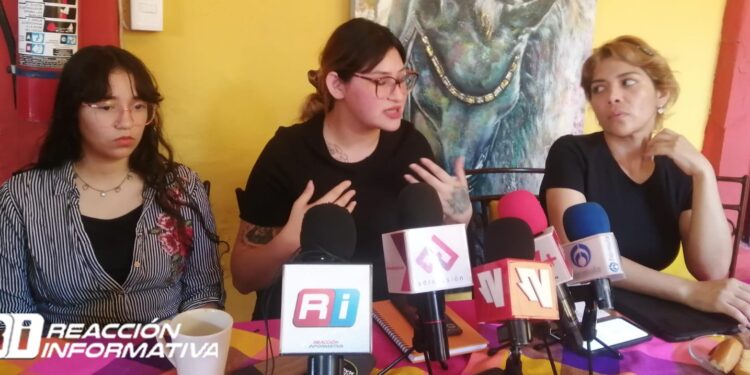 Exigen madres de familia les devuelvan a sus hijos