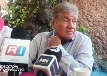 Abogados acusan que diputadas y senadoras solo alzan la voz en su beneficio