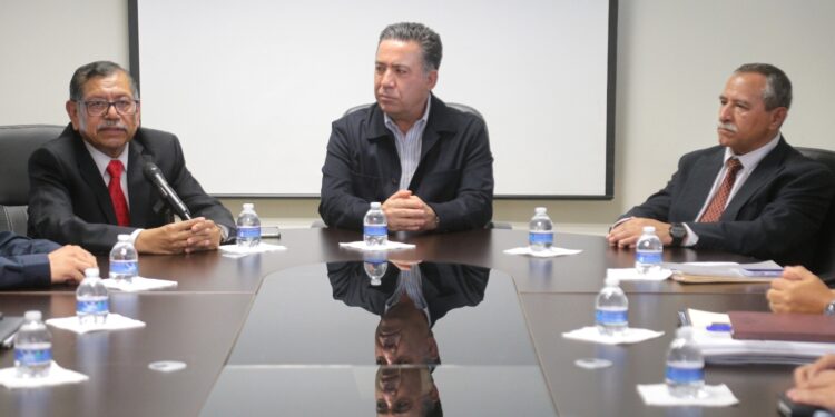 SGG Enrique Inzunza Cázarez da posesión material del cargo como titular de la SSP Sinaloa a Gerardo Mérida Sánchez
