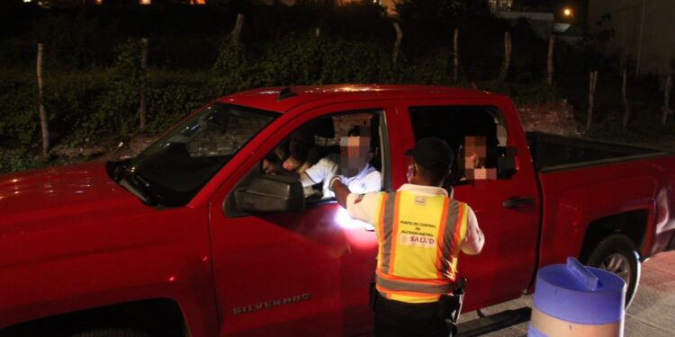 Juez cívico sanciona a 69 conductores por dar positivo en examen de alcoholimetría