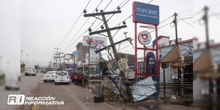 Continúan fallas de electricidad en Mazatlán tras lluvias de esta semana